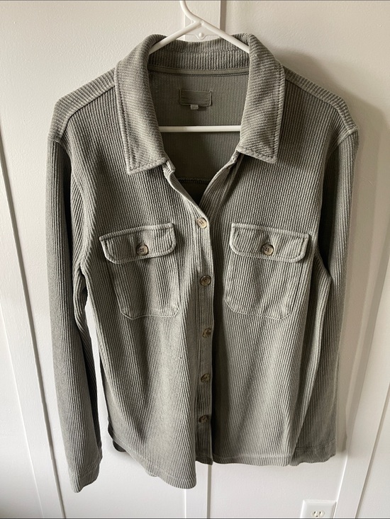 Thread & Supply Tops - Ribbed Button-Front Women’s Shirt Jacket - green/Gray